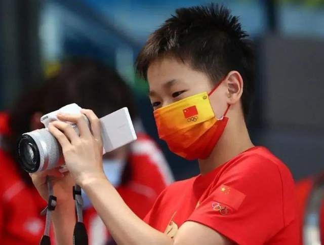 和尚又黑又粗进不去了
